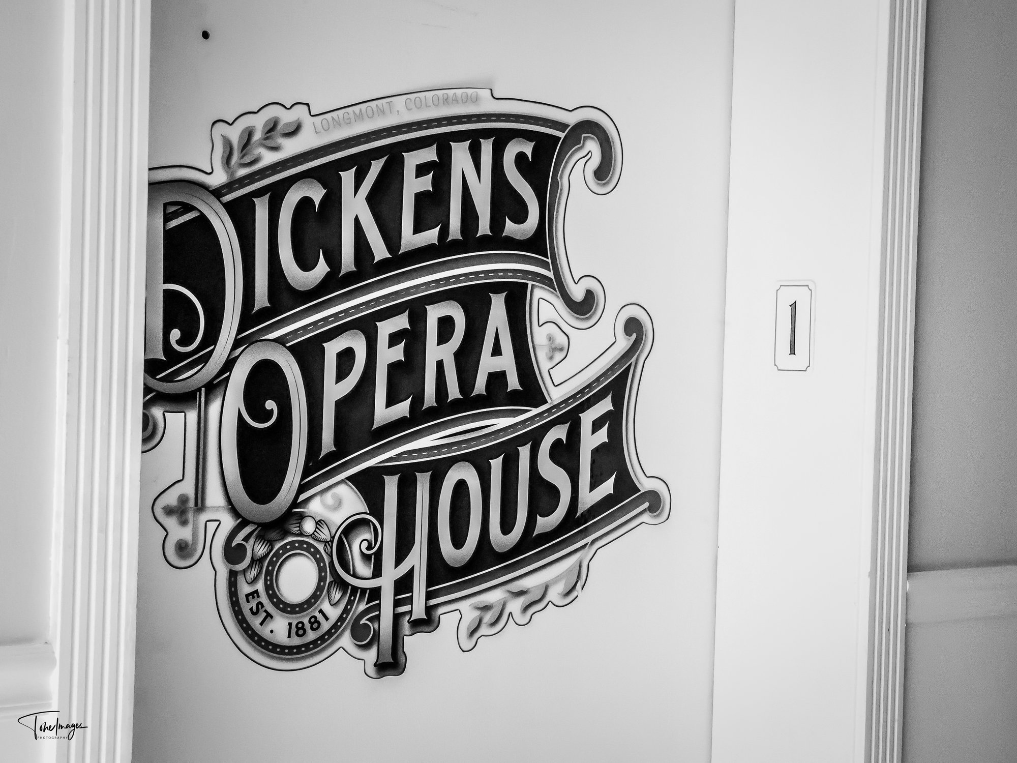 2023 6 8 Roots - Dickens Opera House (73)